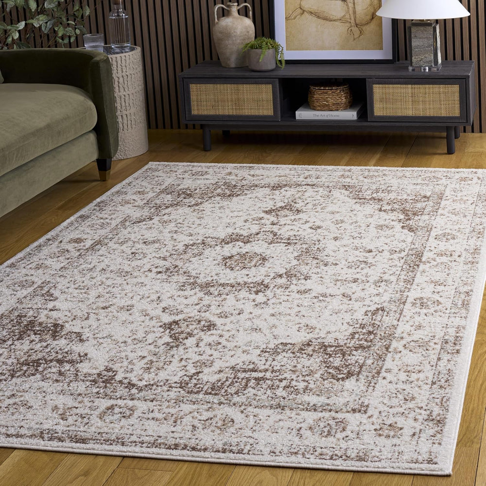 SAFAVIEH Evoke Area Rug 6'7"x9', Ivory EVK220A