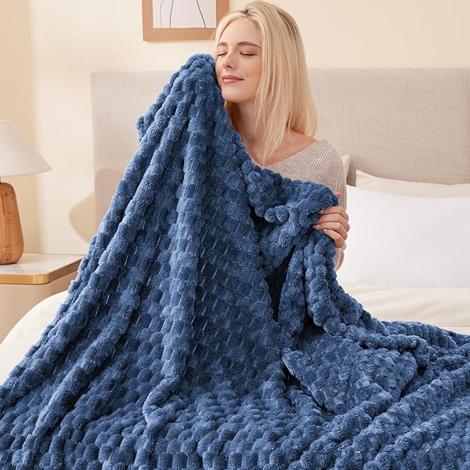 EXQ Home Fleece Blanket Queen Size - Image 3
