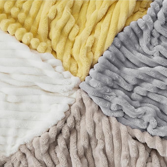 Bedsure GentleSoft Blankets Queen Size - Image 7