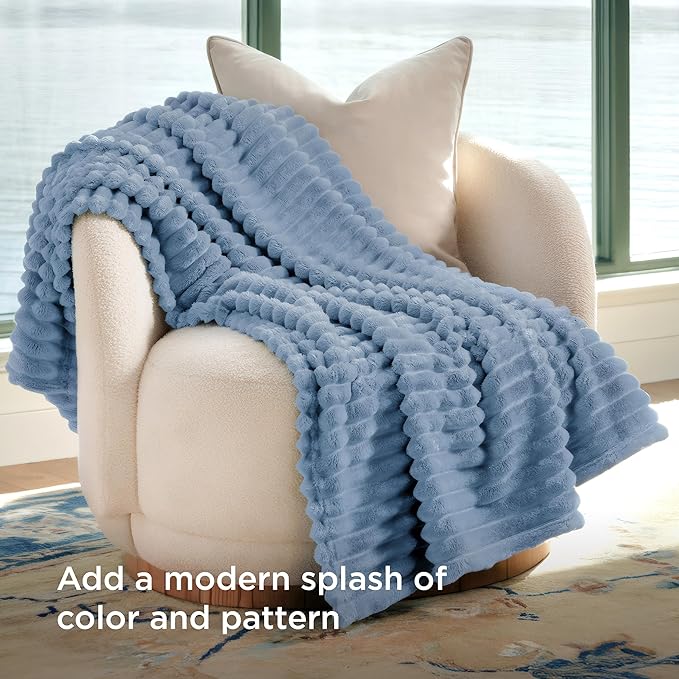 Bedsure GentleSoft Blue Twin XL Blanket - Image 3
