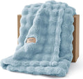 Bedsure 3D Fleece Bubble Blanket by BEDSURE