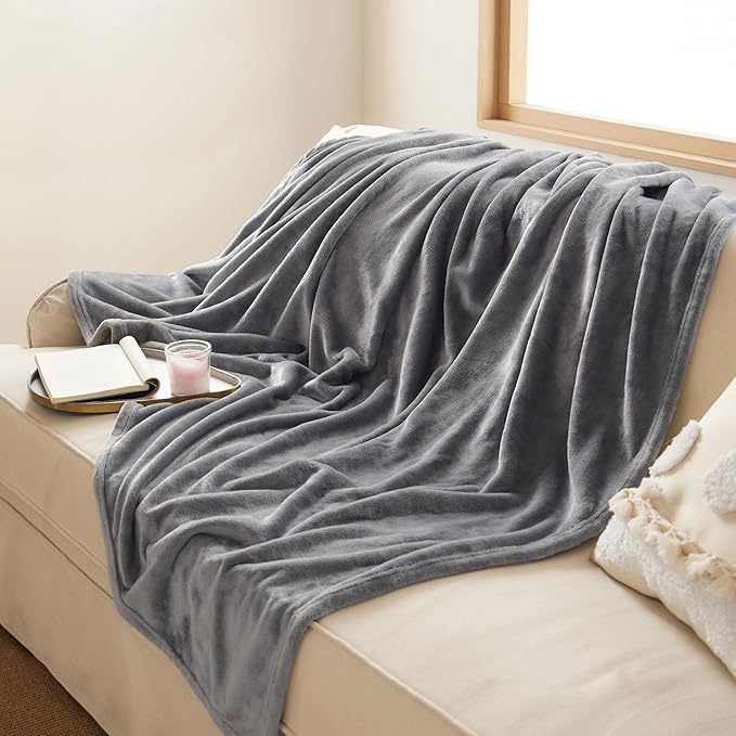Bedsure GentleSoft Fleece Throw Blanket - Image 5