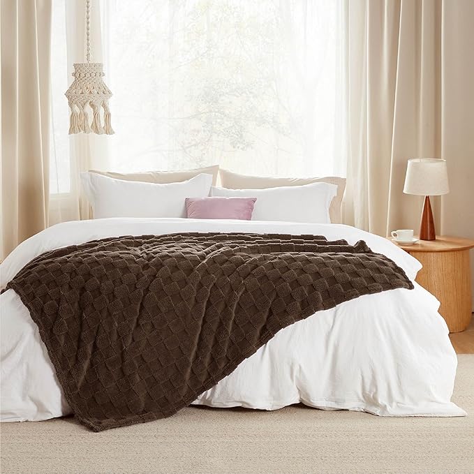 Bedsure GentleSoft Brown Throw Blanket - Image 7