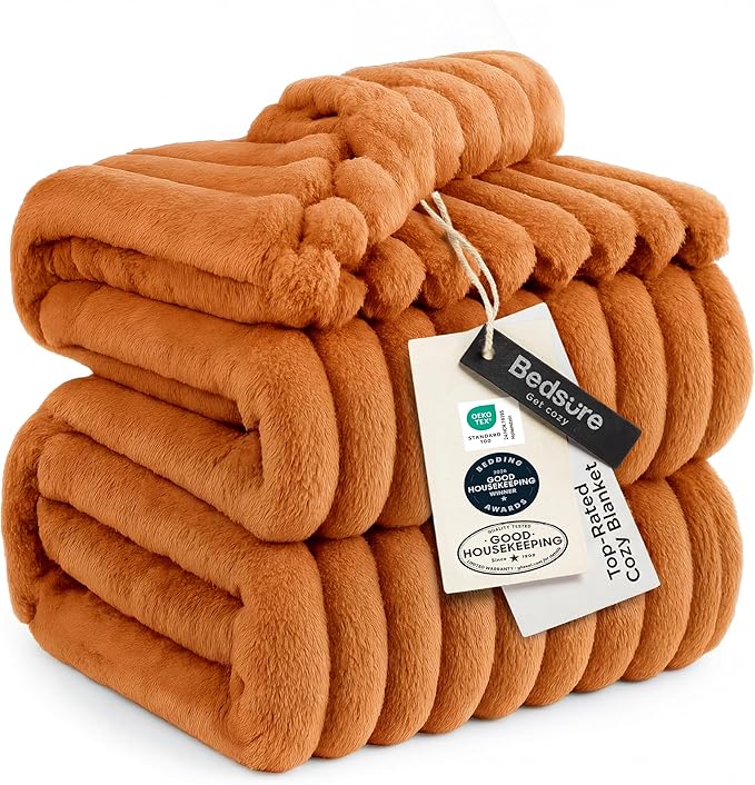 Bedsure GentleSoft Queen Blanket by BEDSURE