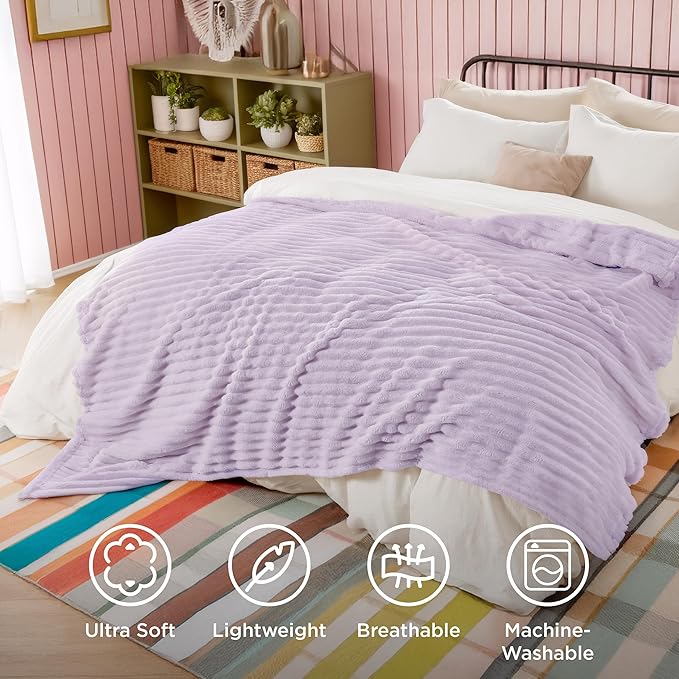 Bedsure GentleSoft Lavender Fog Full Blanket - Image 5