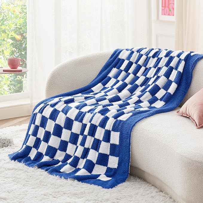 Bedsure GentleSoft Checkered Throw Blanket - Image 3