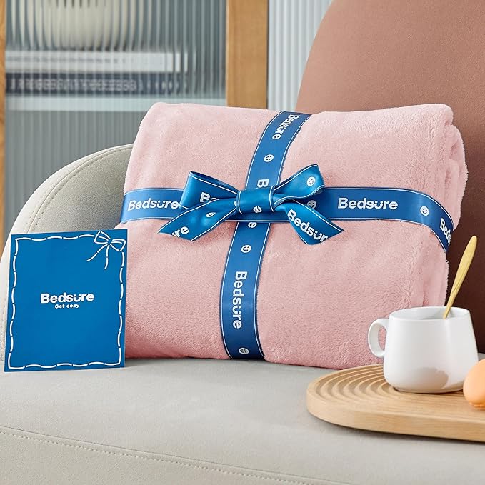 Bedsure GentleSoft Pink Fleece Blankets Queen Size - Image 7