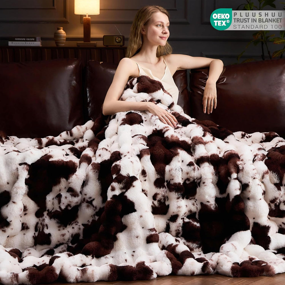 Faux Fur Throw Blanket for Couch, Fluffy Fuzzy Plush Bubble Blanket, Soft War...