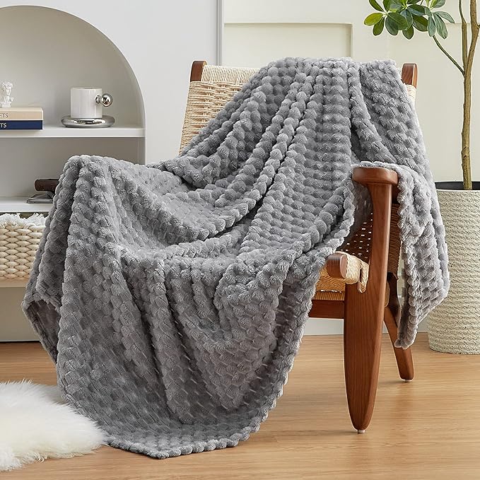 EXQ Home Fleece Throw Blanket for Couch or Bed by EXQHomeTexitleCoLtd
