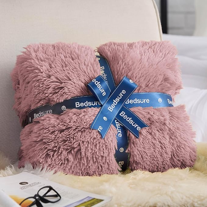 Bedsure GentleSoft Fluffy Dusty Pink Throw Blanket Gifts - Image 6