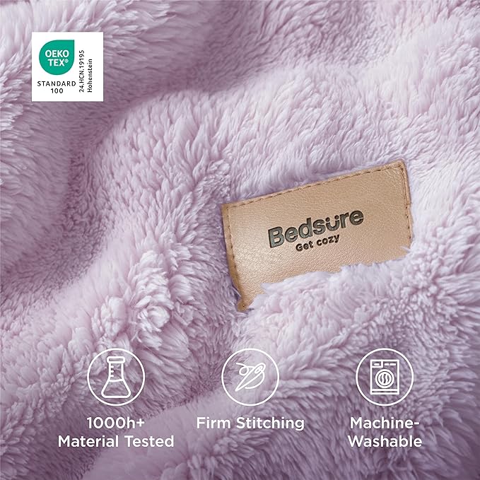 Bedsure 3D Fleece Bubble Blanket - Image 5