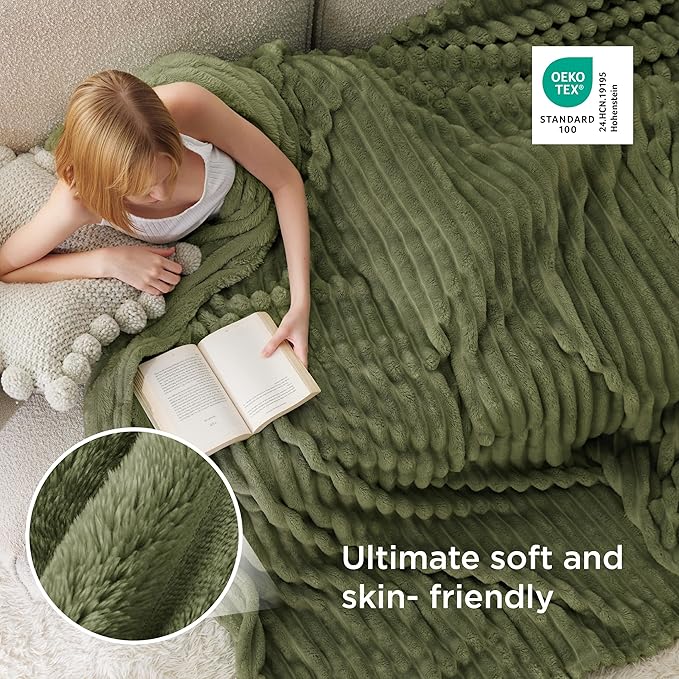 Bedsure GentleSoft Fleece King Blanket - Image 4