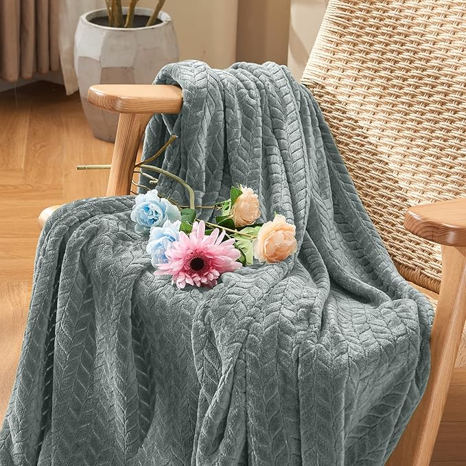 inhand Grey Fleece Twin Blanket, Super Soft Flannel Cozy Blankets - Image 2