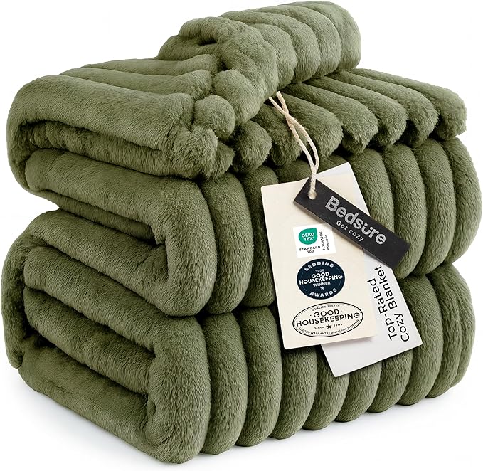 Bedsure GentleSoft Fleece King Blanket by BEDSURE