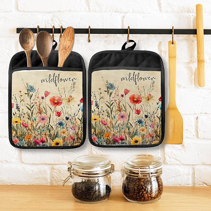 Wildflower Pot Holders with Pockets, Rustic Cottagecore Vintage Floral - Image 3