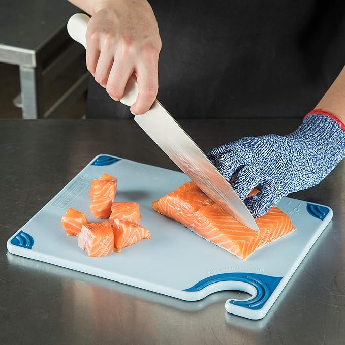 San Jamar Saf-T-Grip Cutting Board - Image 6