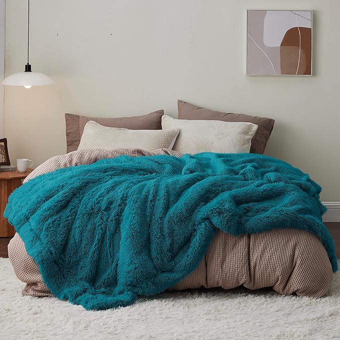 Bedsure GentleSoft Fluffy Turquoise Teal Blankets Queen Size - Image 6