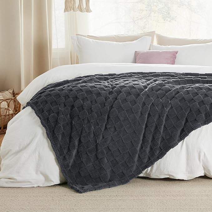 Bedsure GentleSoft Twin Blanket - Image 5