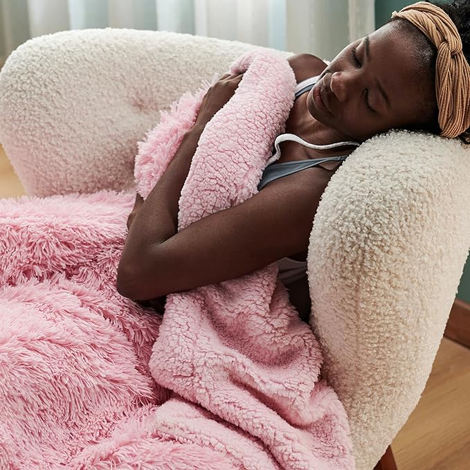 Bedsure GentleSoft Fuzzy Sherpa Faux Fur Twin Blanket Pink Cozy Gifts - Image 7