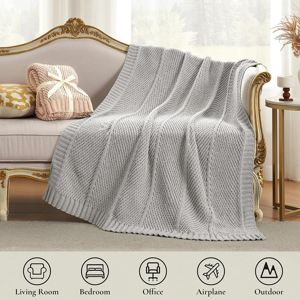 Amélie Home Chenille Knit Throw Blanket for Couch, Light Gray, 50"x60"