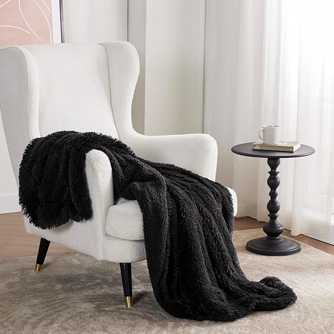 Bedsure GentleSoft Fluffy Black Throw Blanket Gifts - Image 6