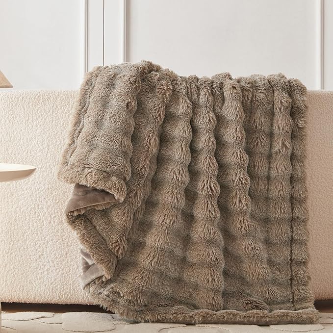 COOVA Faux Fur Throw Blanket for Couch, Cozy Soft and Fuzzy Plush Rabbit Fur - Image 3