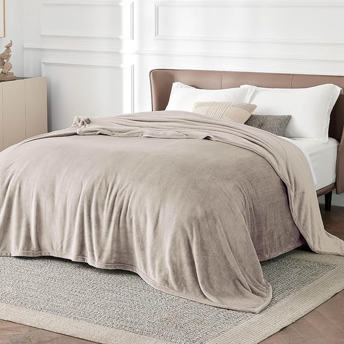 Bedsure GentleSoft Fleece King Size Blankets - Image 2