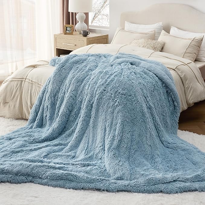Bedsure GentleSoft Fluffy Light Blue King Size Blanket - Image 6