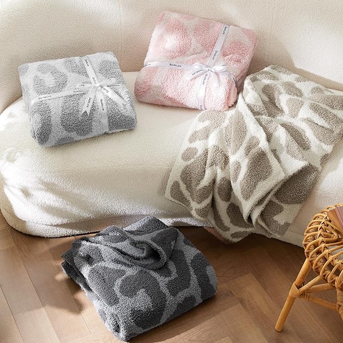 Bedsure Pink Leopard Throw Blanket, Gift - Image 6