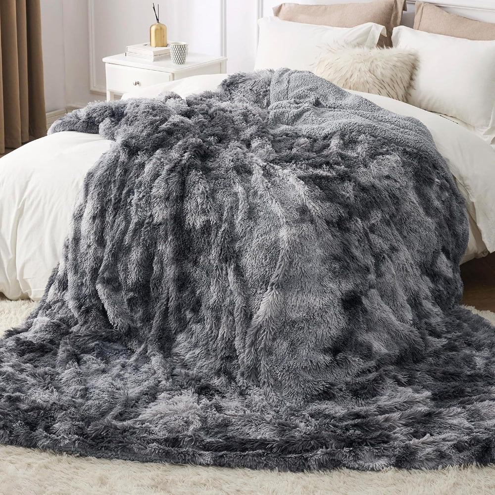 Bedsure Faux Fur Fluffy Sherpa Fleece King Bed Blanket Grey 108"x90"