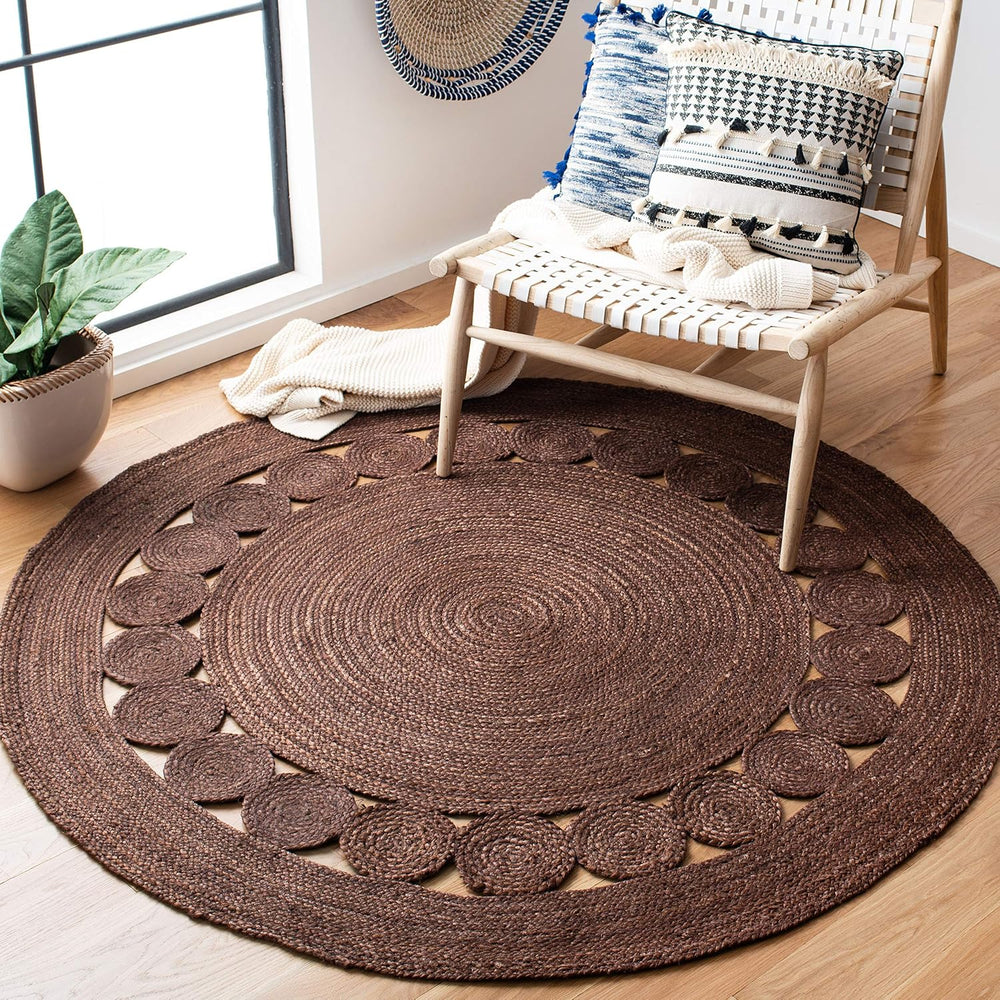 SAFAVIEH Natural Fiber Jute Round Rug 4', Farmhouse Brown NF364T